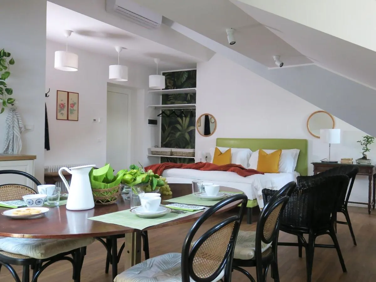 Apartment Villa Crochat Como