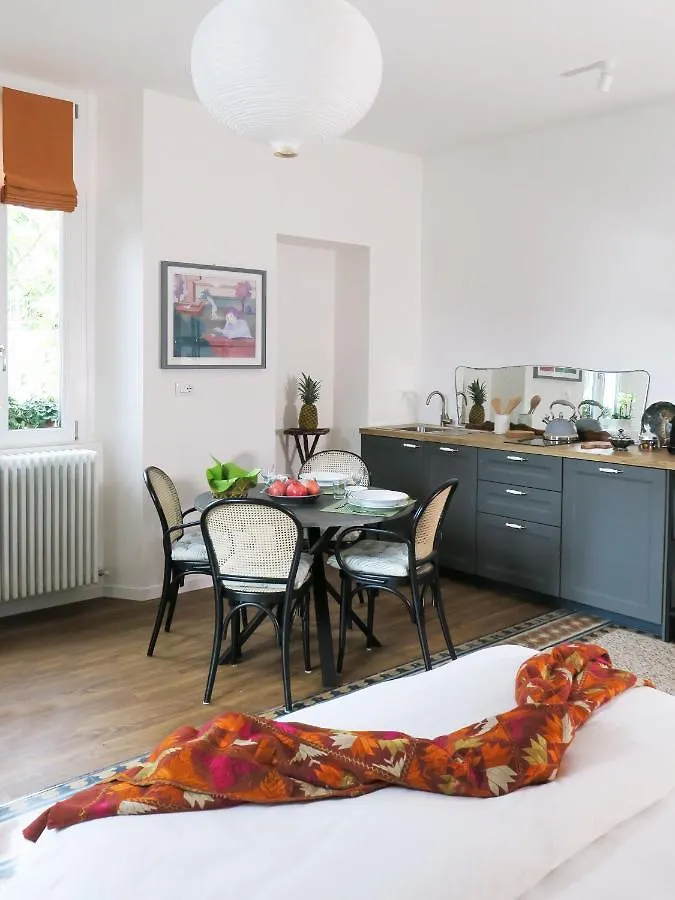 Villa Crochat Como Apartment
