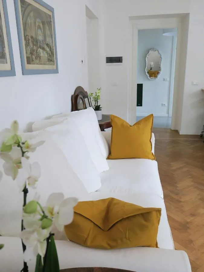 Apartamento Villa Crochat Como Itália